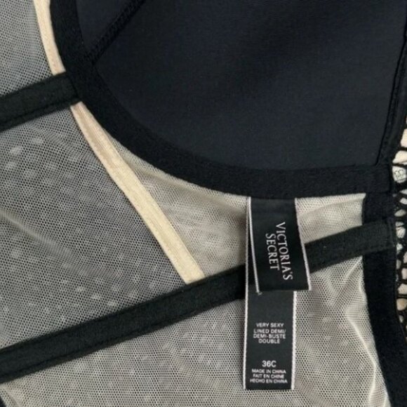 Victoria's Secret black very sexy lined demi buste bra top size 36C - Picture 7 of 7
